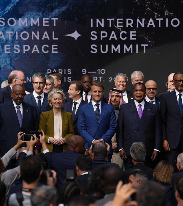 FRANCE-SPACE-SUMMIT