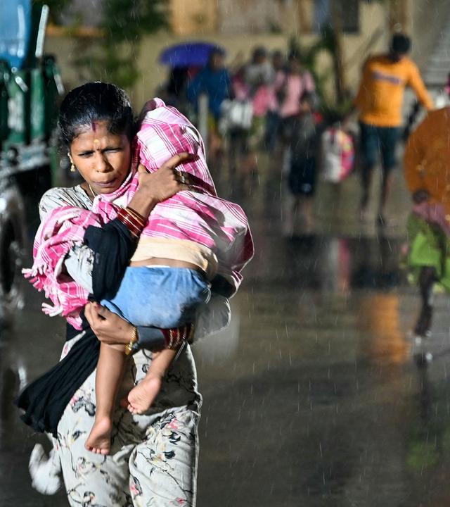 INDIA-WEATHER-CYCLONE