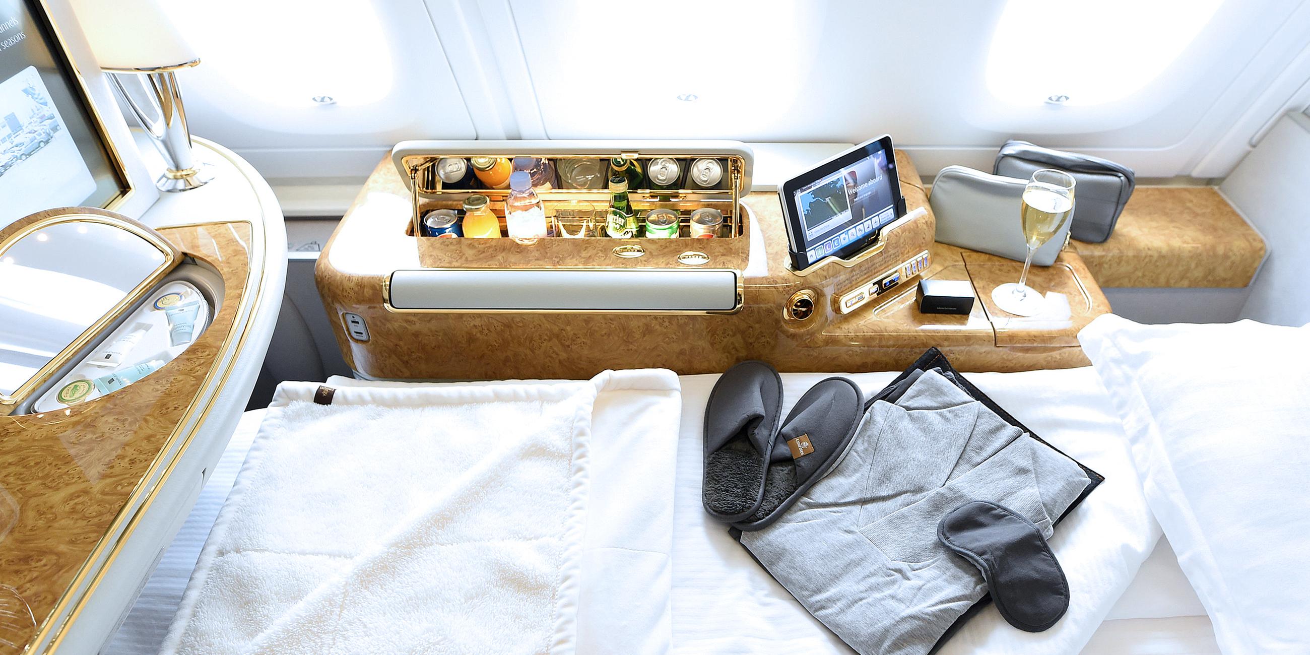 Archiv: Eine Kabine der ersten Klasse an Bord eines Airbus A380.