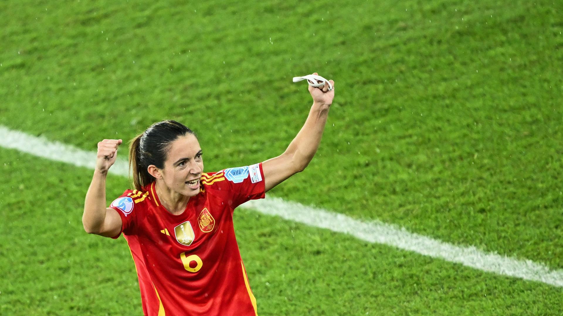 Aitana Bonmati bejubelt im EM-Halbfinale gegen Deutschland ihr Tor.