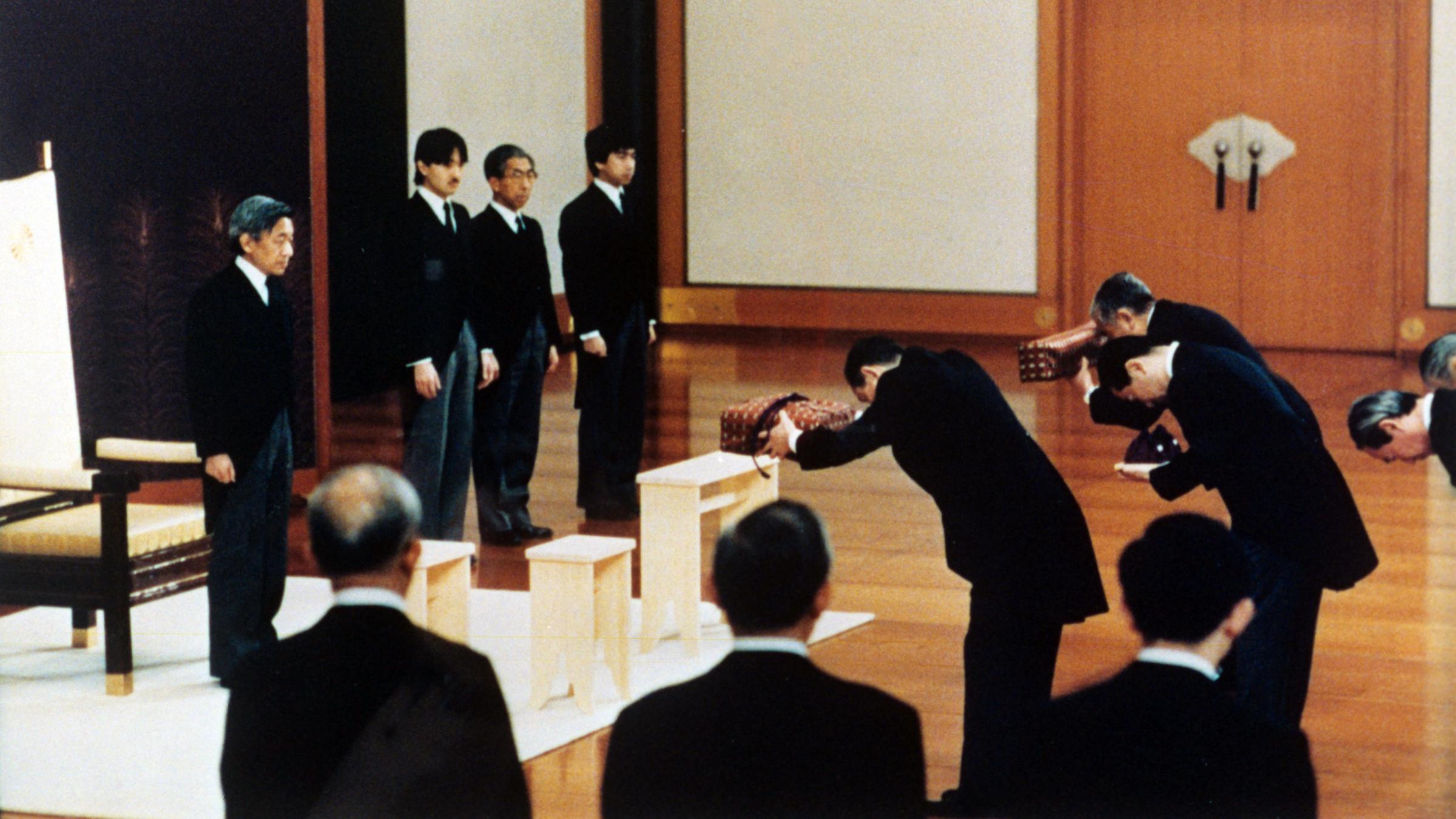 Thronbesteigung des japanischen Kaisers Akihito (07.01.1989)