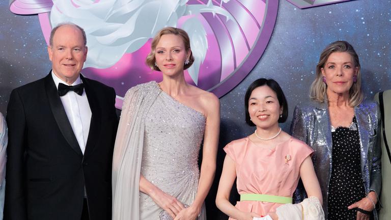 Prinzessin Akiko bei Rosenball in Monaco