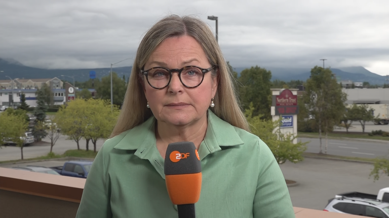 ZDF-Korrespondentin Claudia Bates