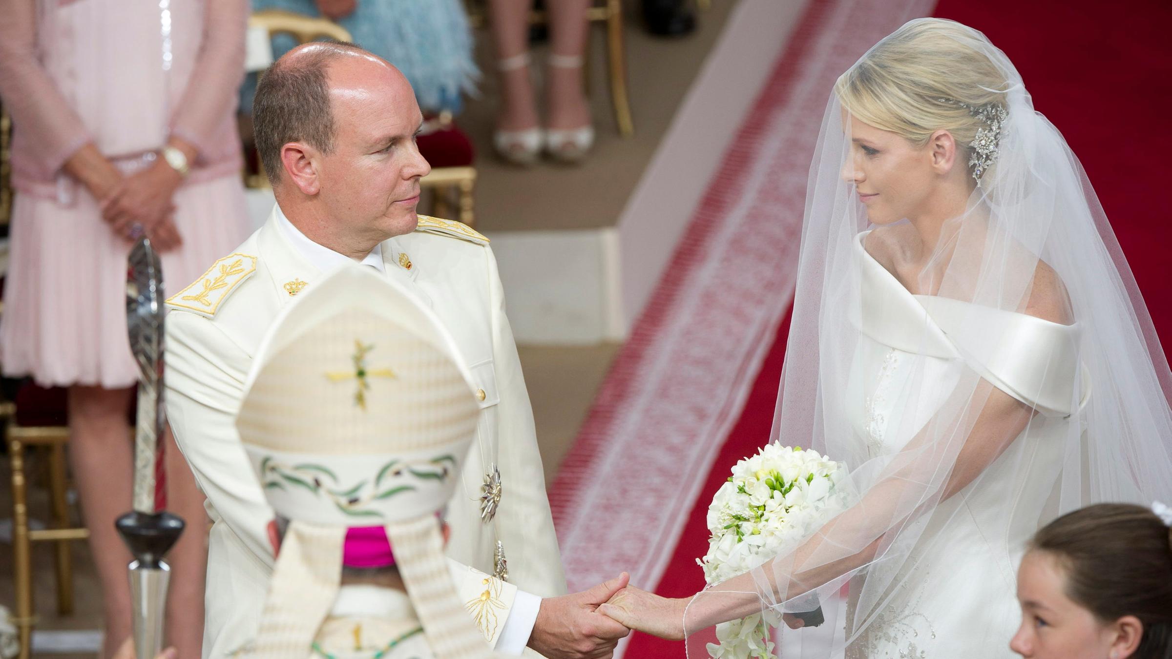 Albert II von Monaco und Prinzessin Charlene bei ihrer Trauung
