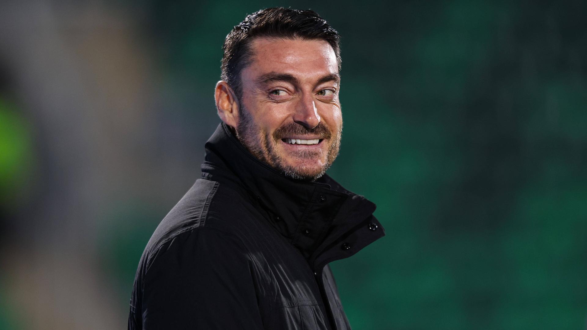 Albert Riera wird neuer Trainer von Eintracht Frankfurt