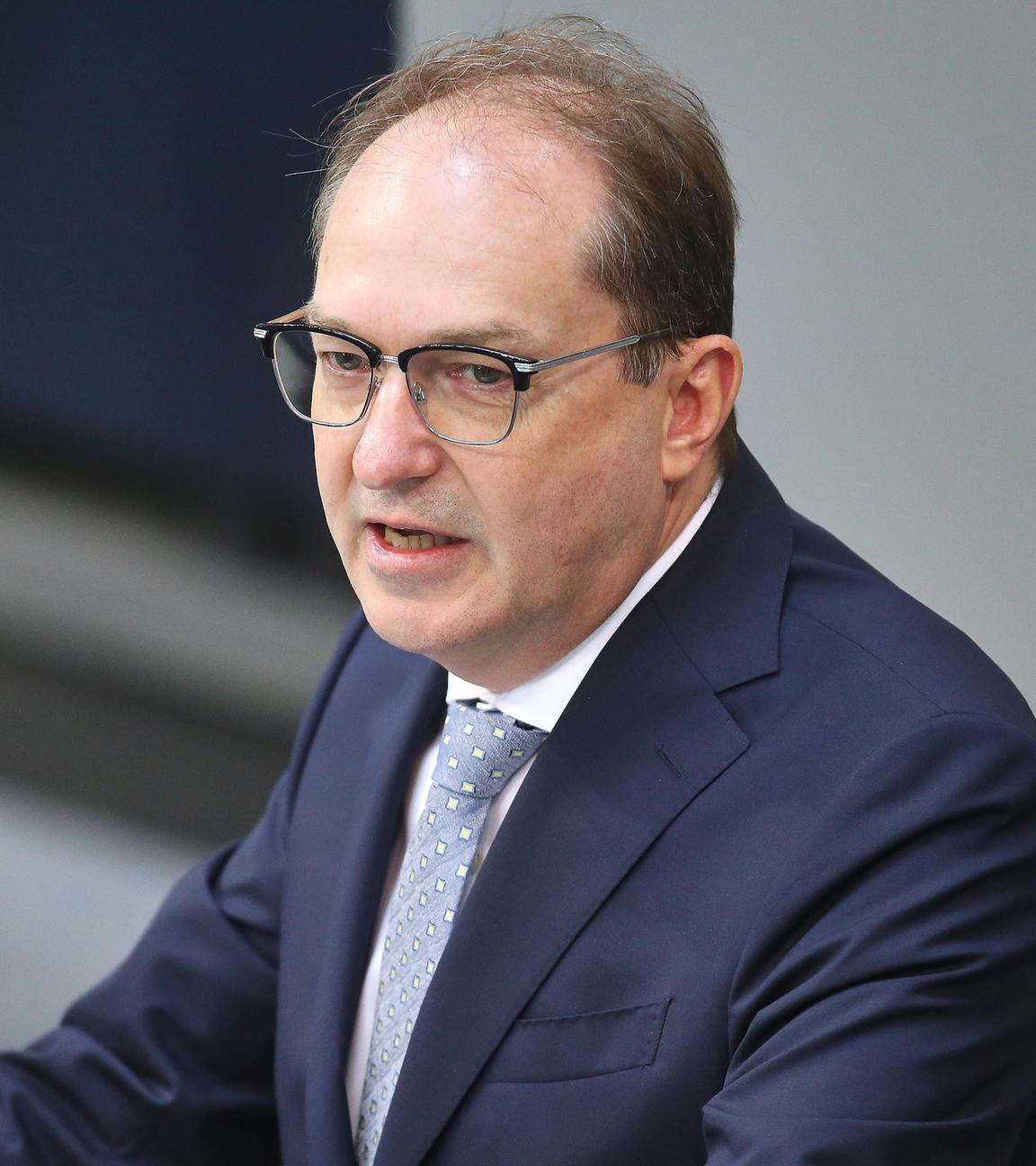 Bundesminister des Innern Alexander Dobrindt (CSU) während der Debatte im Bundestag zum Familiennachzug am 06.06.2025.