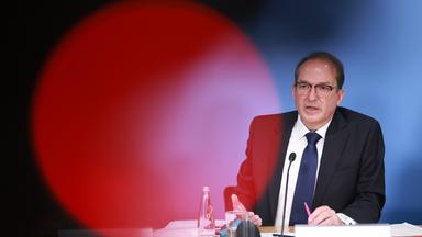 Alexander Dobrindt: Der Koalitionstherapeut