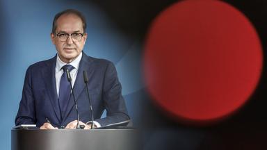 Dobrindt warnt vor Einflussnahme linksextremistischer Kräfte