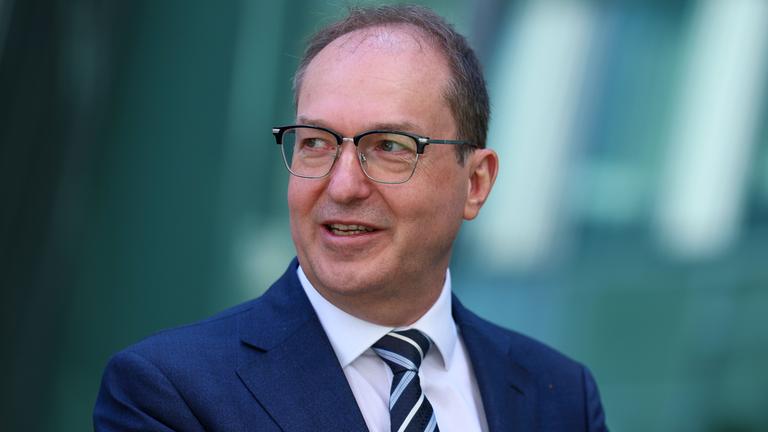 Alexander Dobrindt bei Pressekonferenz nach Sitzung des CSU-Vorstands