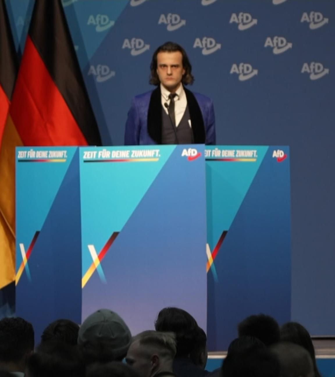 Alexander Eichwald auf dem AfD-Parteitag in der Hessenhalle in Gießen am 29.11.2025.