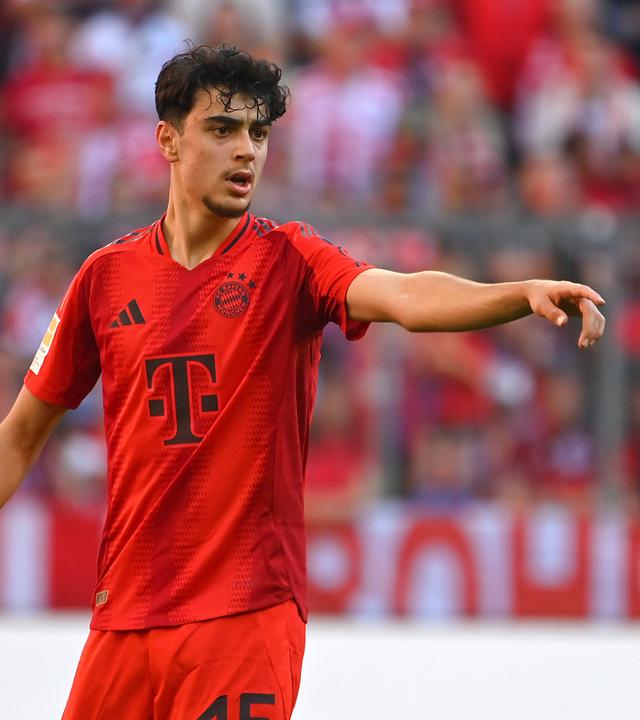 Alexander Pavlovic (Bayern München)