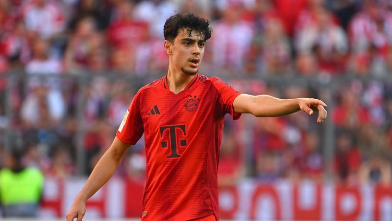 Alexander Pavlovic (Bayern München)