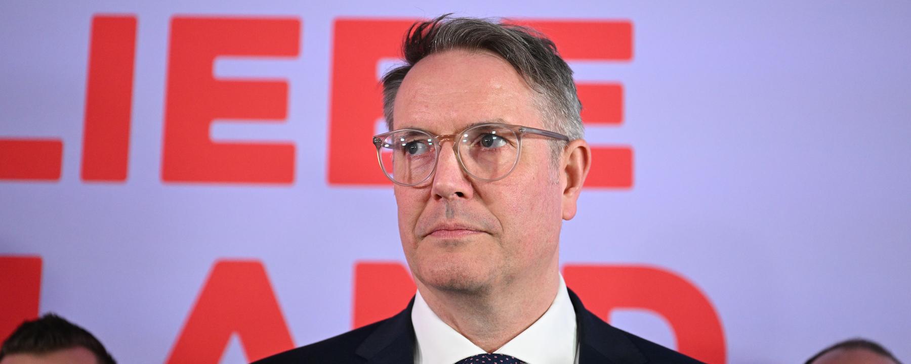 Alexander Schweitzer bei der SPD-Wahlparty. 