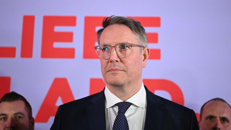 Alexander Schweitzer bei der SPD-Wahlparty. 