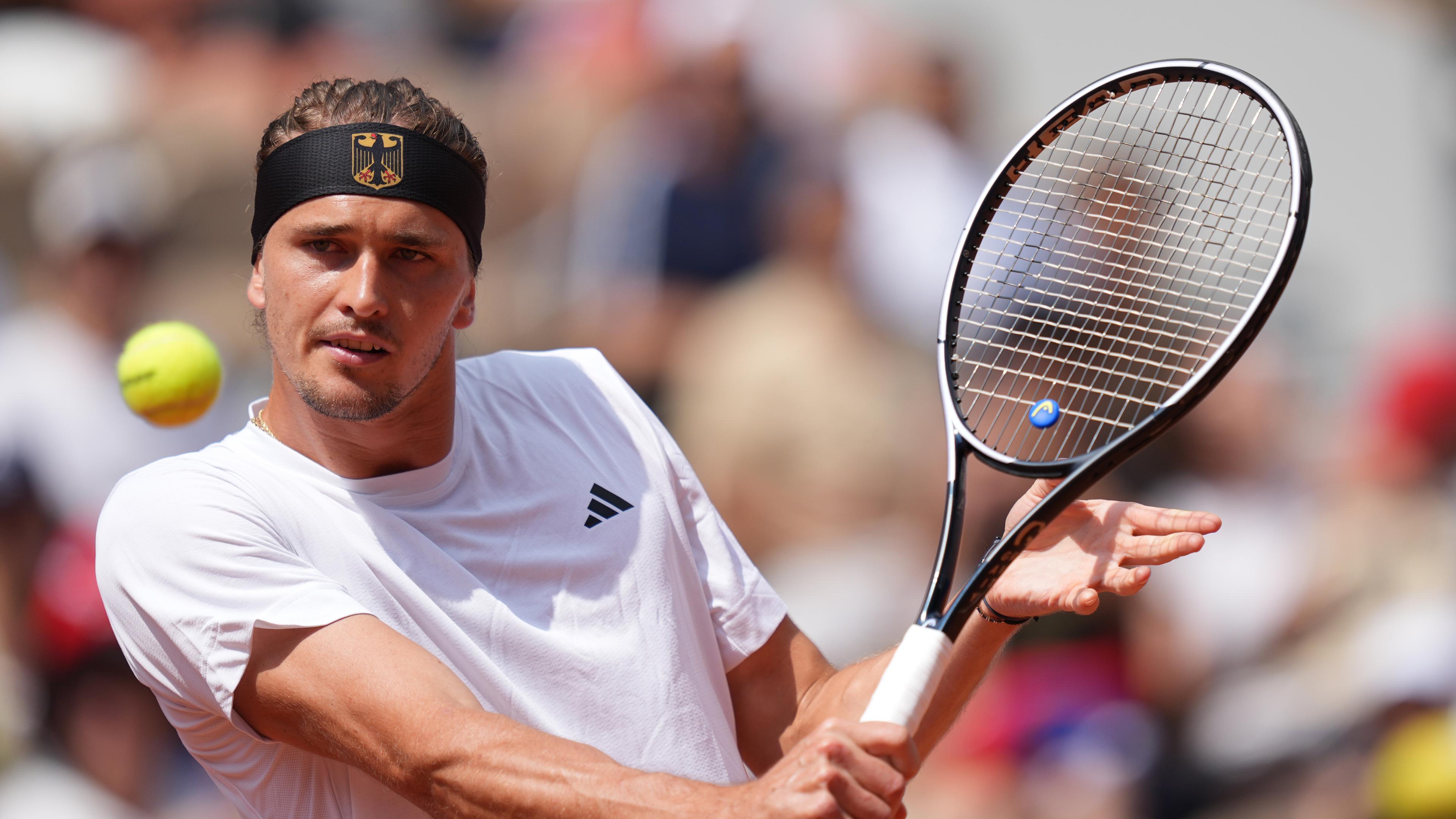 Deutschlands Alexander Zverev in Aktion gegen Italiens Lorenzo Musetti.