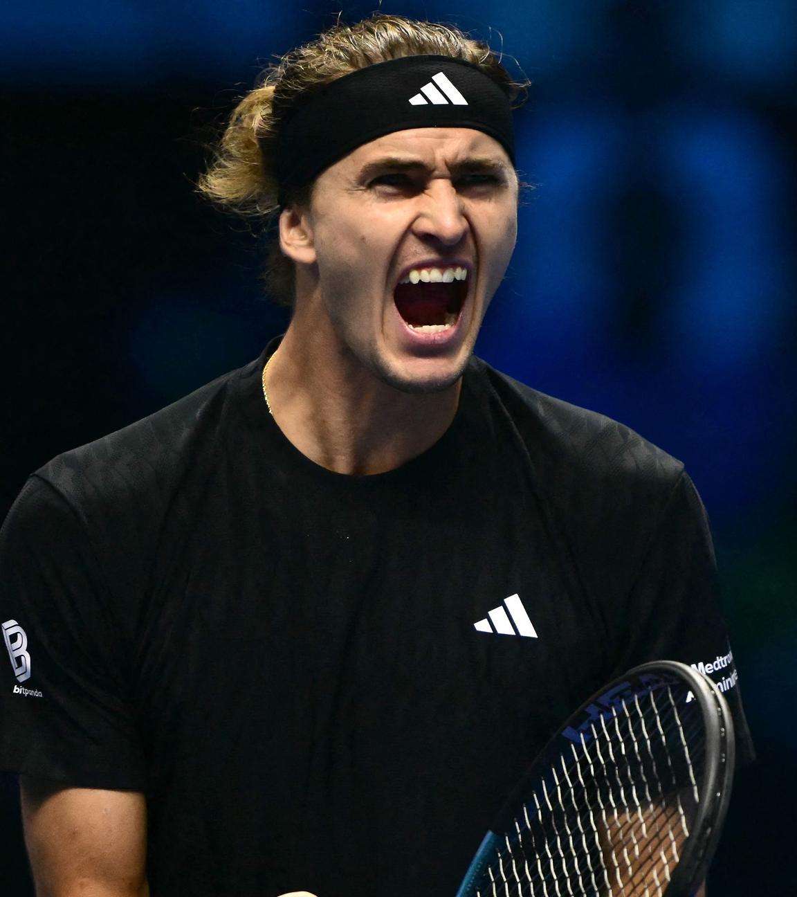 Alexander Zverev (Deutschland) reagiert während seines Matches gegen Ben Shelton (USA) bei den ATP Finals.