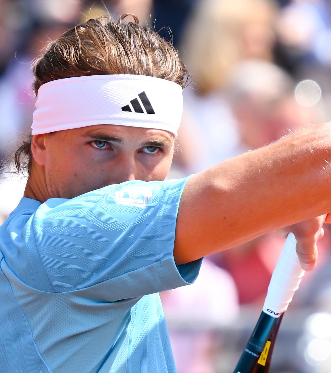 Alexander Zverev in Aktion beim Halbfinale gegen Cobolli (Italien) am 18.04.2026 in München.