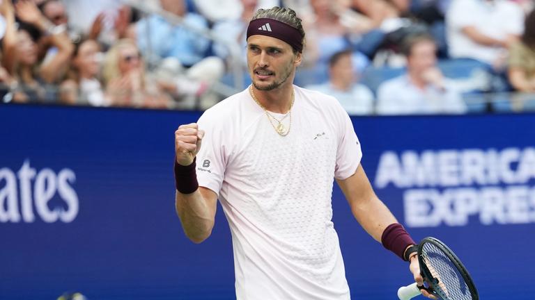 Alexander Zverev jubelt über einen gewonnenen Punkt im Finale der US Open gegen Ben Shelton