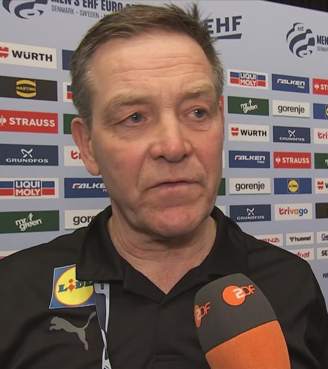 Alfred Gislason ist beim Interview. 