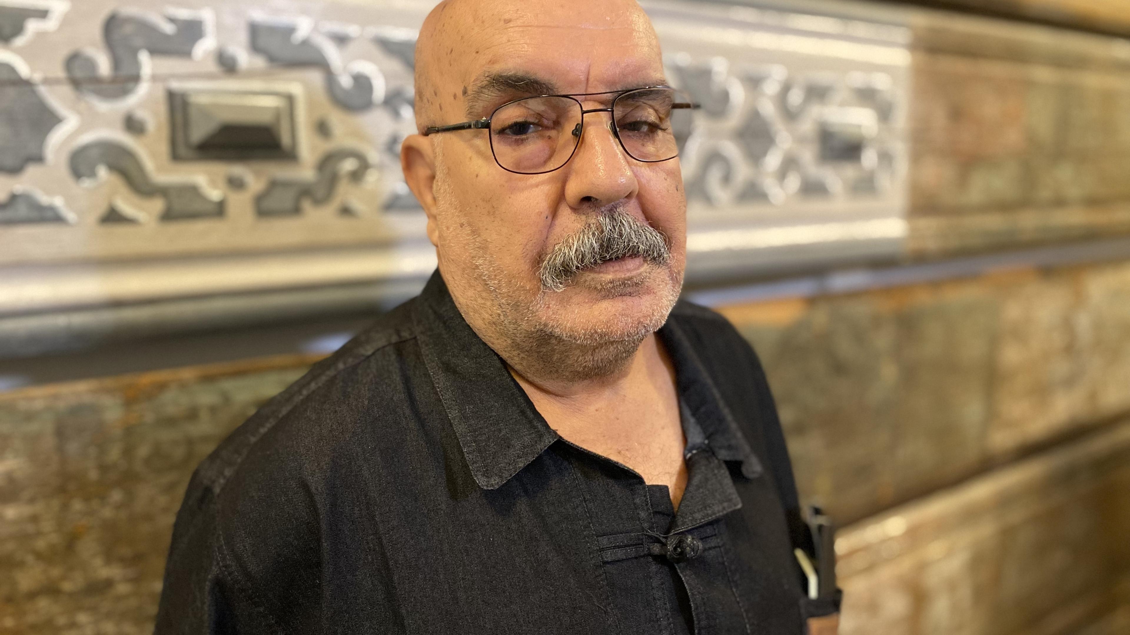 Hamdane Abboud, Algerier, der 1975 in Erfurt durch die Stadt gejagt und misshandelt wurden