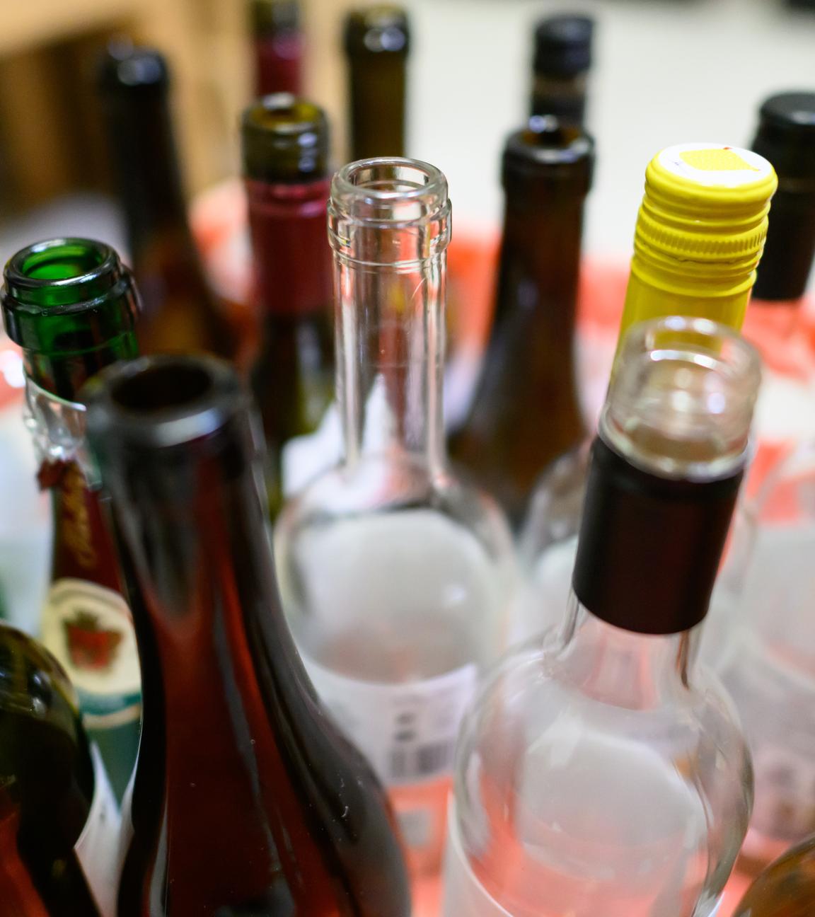 Symbolbild von Alkoholflaschen 