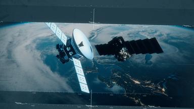Satelliten im All