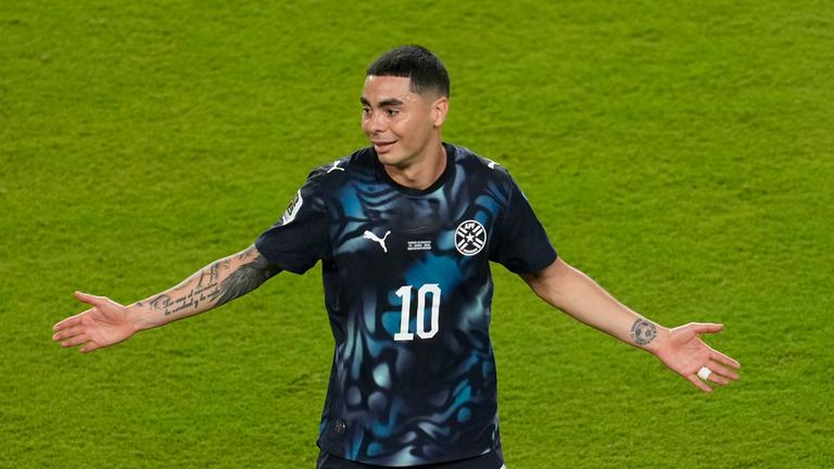 Paraguays Almiron