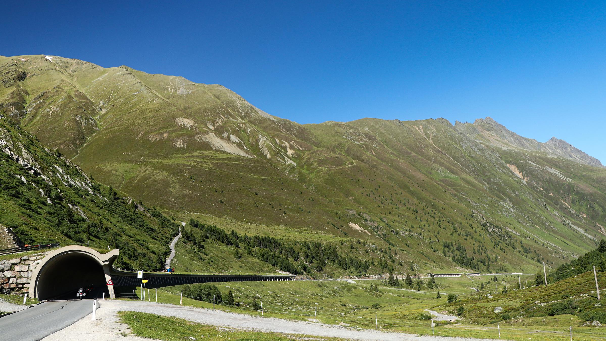 Tunnel durch die Alpen