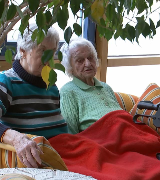 So leben alte Menschen