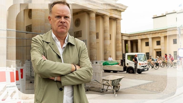 Christian Sievers am Brandenburger Tor.