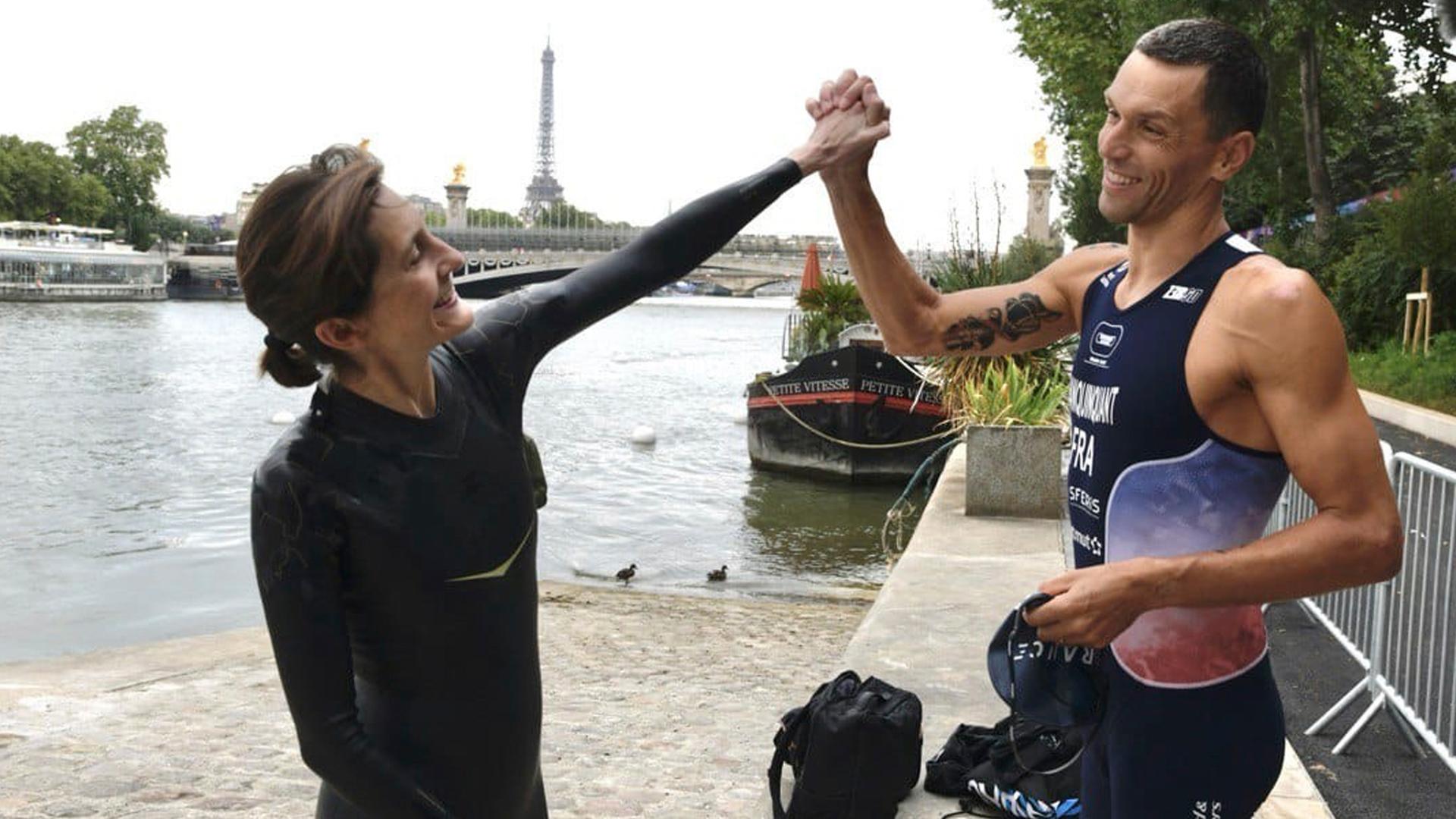 Die französische Ministerin für Sport Amelie Oudea-Castera und der Goldmedaillengewinner der Paralympics Alexis Hanquinquant.