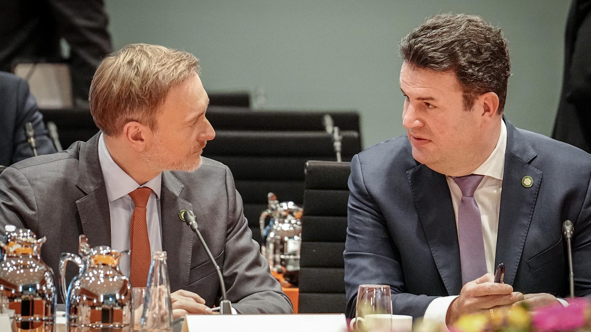 Christian Lindner und Hubertus Heil bei einem Treffen am 04.12.2023