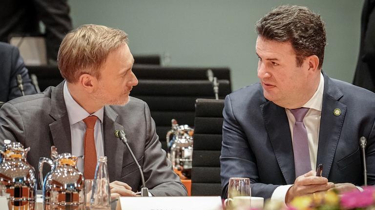Christian Lindner und Hubertus Heil bei einem Treffen am 04.12.2023