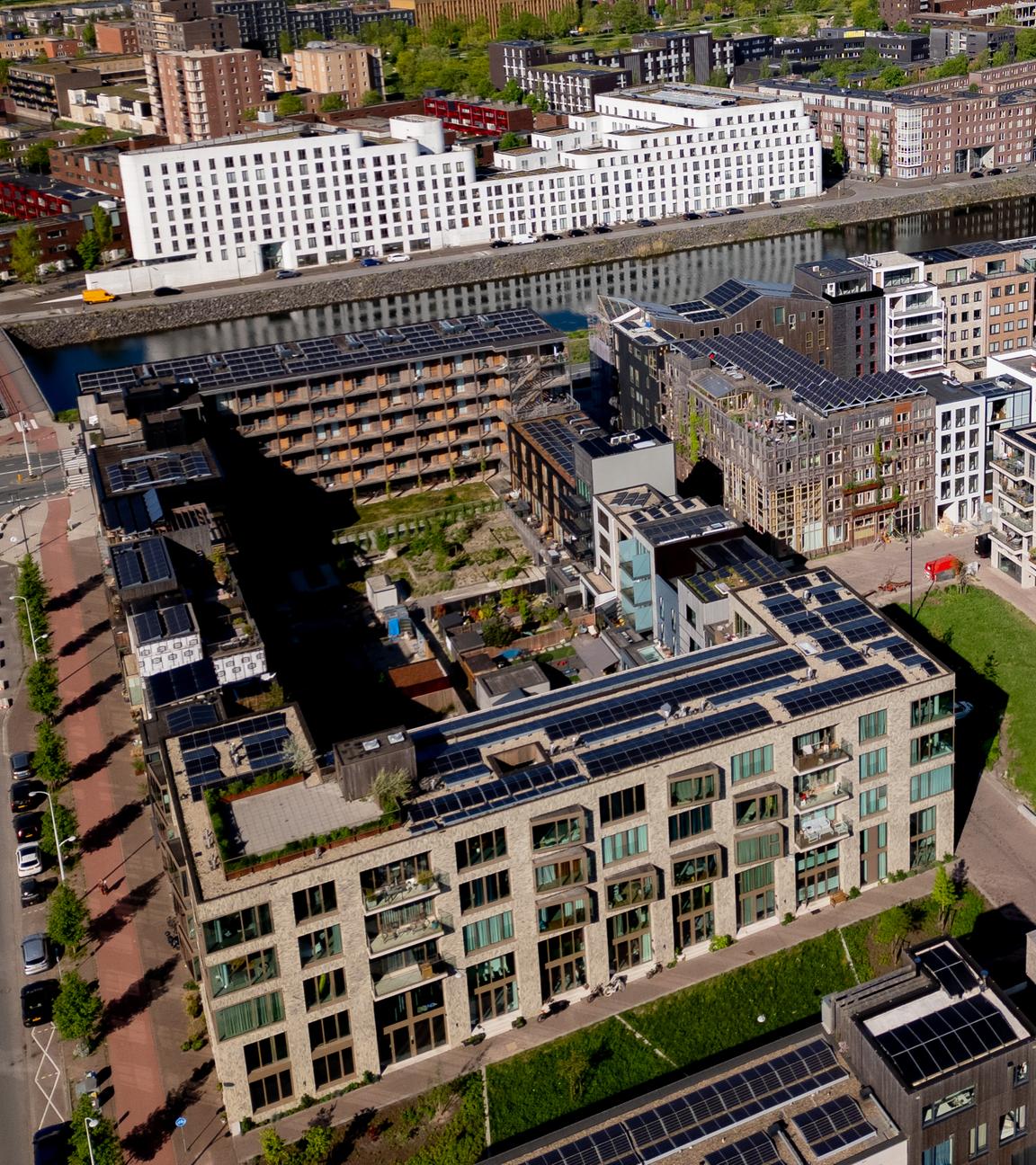 Auf Centrumeiland hat die Wohnkooperative „De Warren“ ein innovatives Haus gebaut.