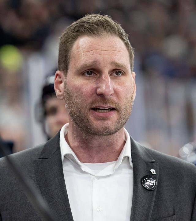 André Rankel als Assistenztrainer bei den Eisbären Berlin