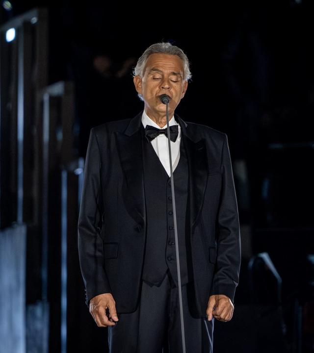 Andrea Bocelli beim "Grace for the World" Konzert auf dem Petersplatz.
