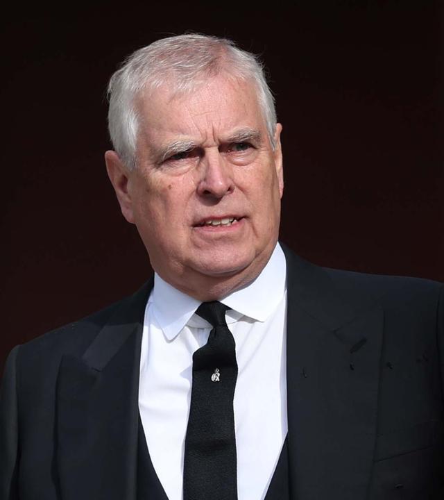 Der britische Prinz Andrew verlässt die Westminster Kathedrale in London