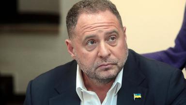 Der ehemalige Leiter des ukrainischen Präsidentenbüros Andrij Yermak nimmt am 13. Mai 2026 an einer Anhörung vor dem Hohen Antikorruptionsgericht der Ukraine in Kyiv teil.