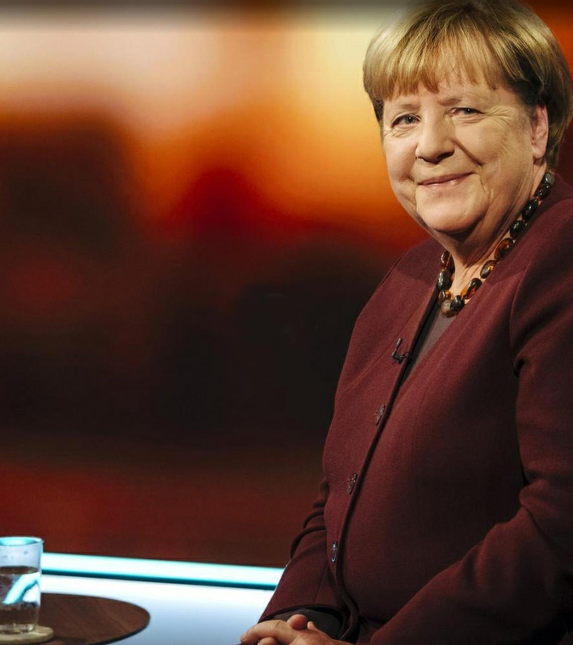 Screenshot aus Video:  Bundeskanzlerin a.D. Angela Merkel zu Gast bei Eva Lindenau