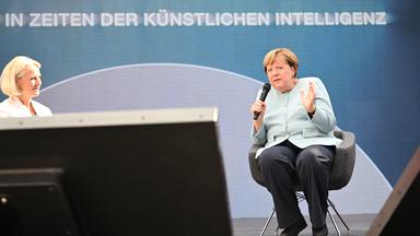 Merkel wünscht sich einen KI-Roboter - für den Haushalt