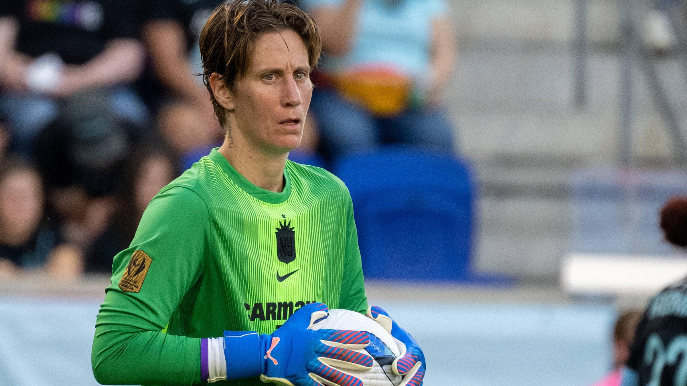 Torhüterin Ann-Katrin Berger (30) von NJ/NY Gotham FC im Einsatz beim Spiel gegen Seattle Reign FC im Sports Illustrated Stadium am 5. Oktober 2025.