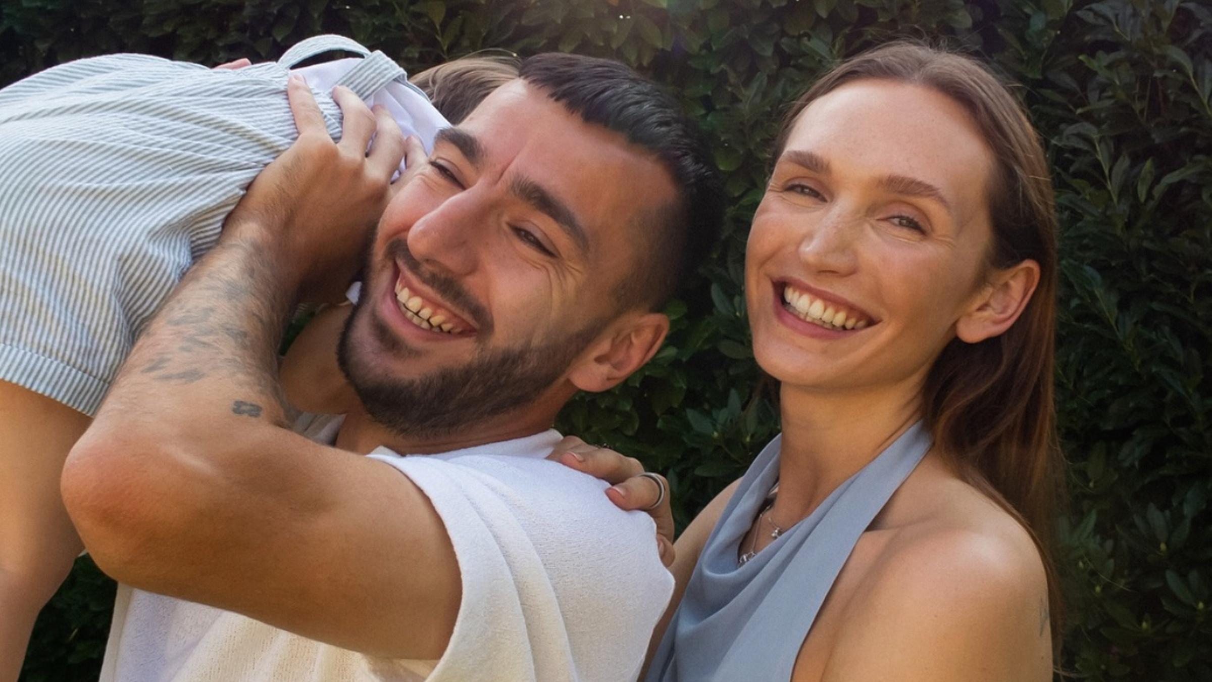 Anna und Sargis Adamyan und ihr Sohn Levi.