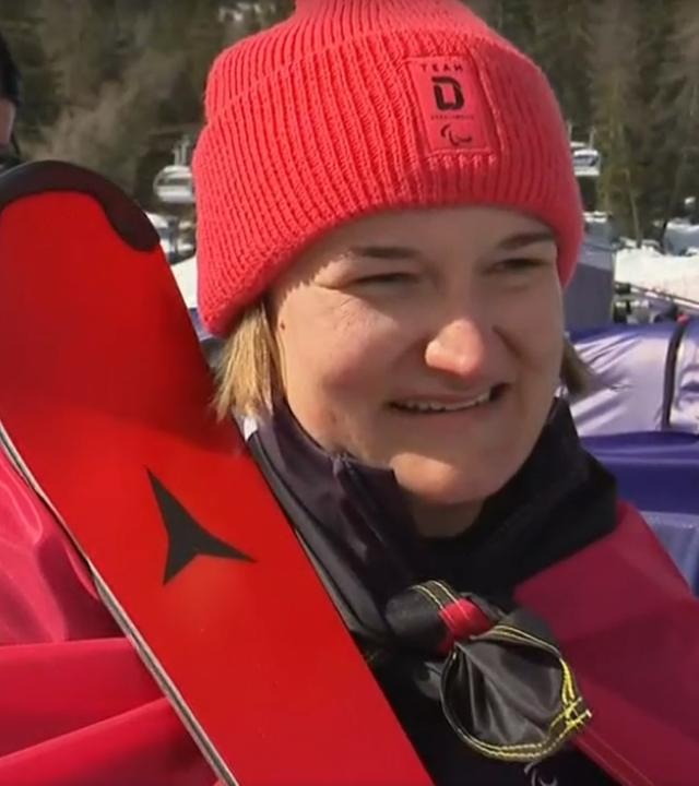Anna-Lena Forster nach der Abfahrts-Goldmedaille im Interview