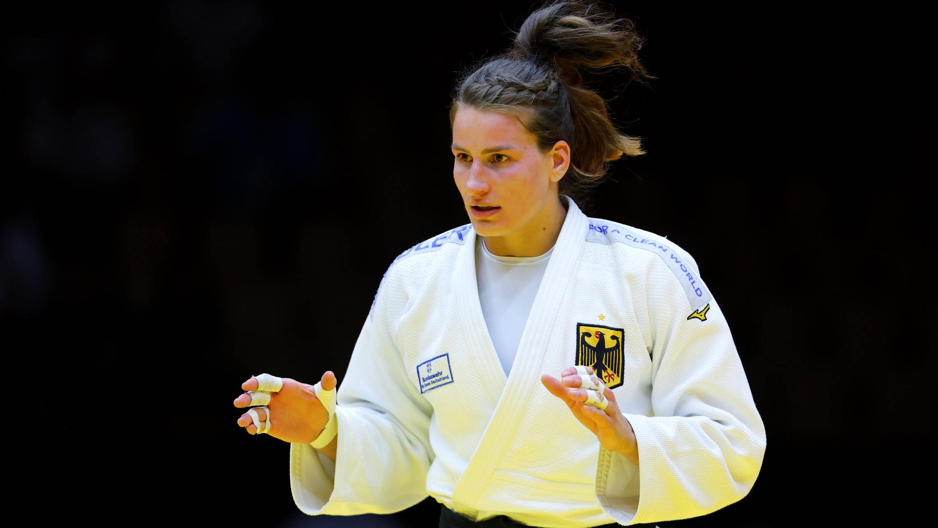 Fahnenträgerin für Deutschland: Judoka Anna-Maria Wagner. Die 28-Jährige gewann bei Olympia 2021 zweimal Bronze und ist zweimalige Weltmeisterin