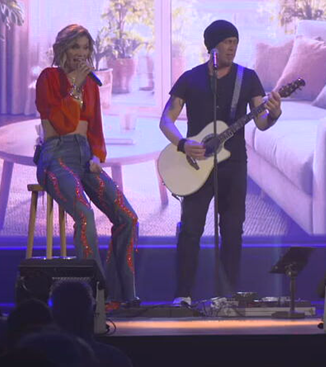 Sängerin Anna-Maria berührt mit Konzert