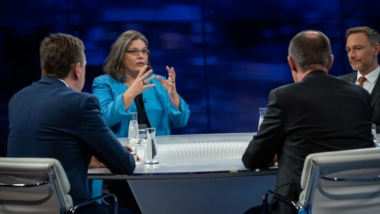 Annabel Oelmann bei "maybrit illner"