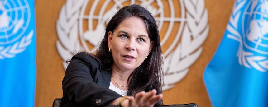 Annalena Baerbock in ihrem Büro in der UN bei einem Interview mit der dpa Deutsche Presse-Agentur.