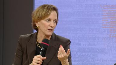 Anne Applebaum