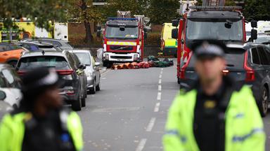 In der Nähe von Manchester kam es am höchsten jüdischen Feiertag Jom Kippur zu einem Anschlag auf eine Synagoge. Mindestens zwei Menschen wurden getötet.