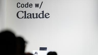 Die Bühne der Entwicklerkonferenz „Code with Claude“ von Anthropic am 06.05.2026 in San Francisco, USA.